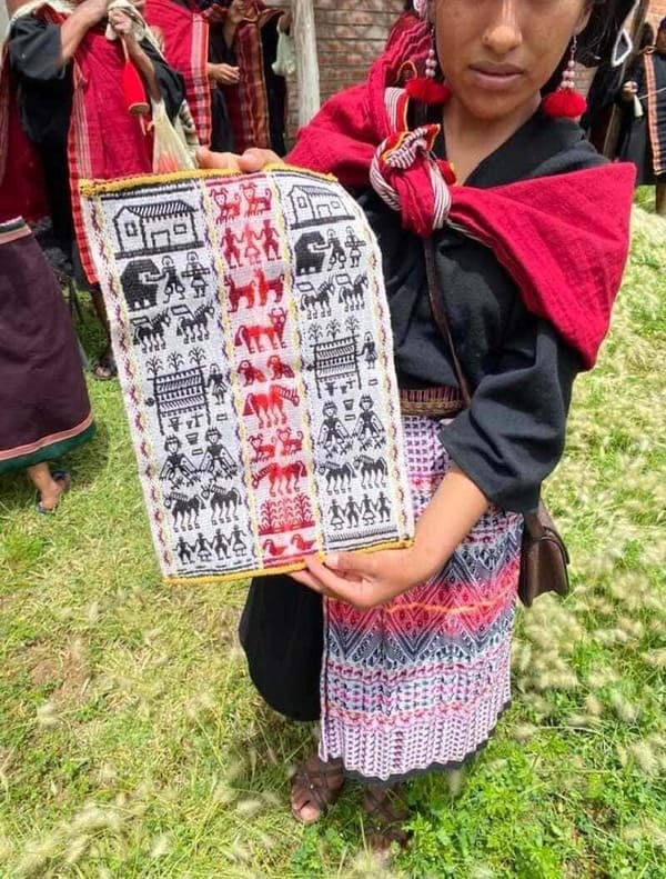 Bolivian Handicrafts-Sucre textile